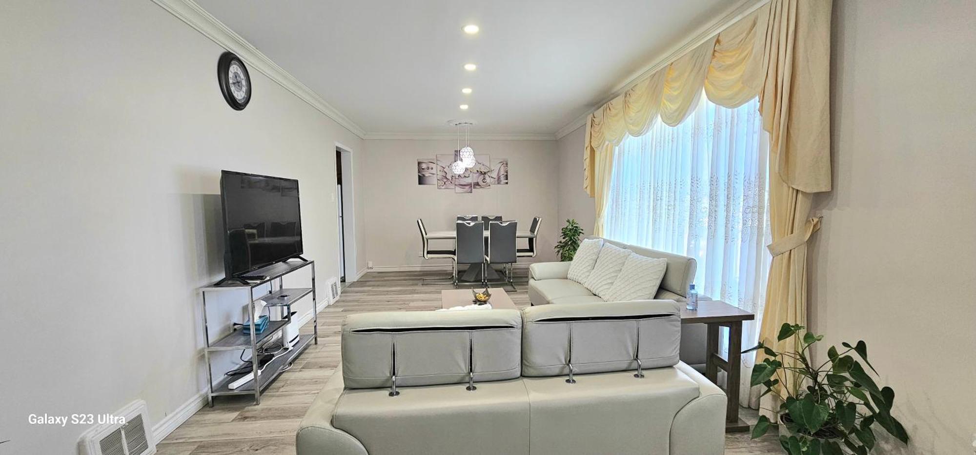 Luxurious Cozy House In Bluffs With Lake View Villa Toronto Buitenkant foto